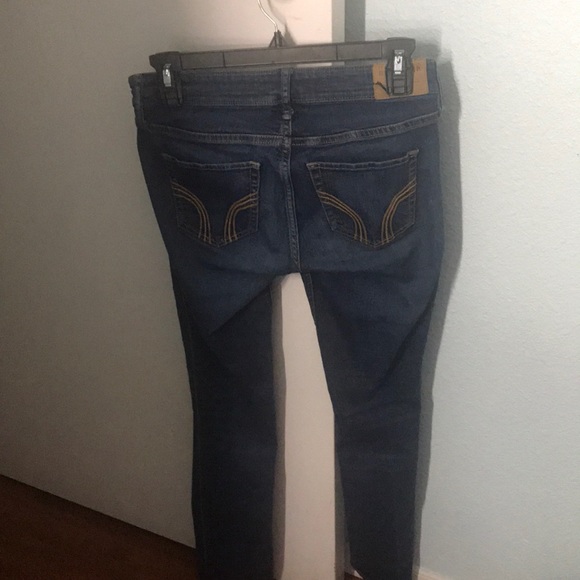 Blue jeans - Picture 2 of 3